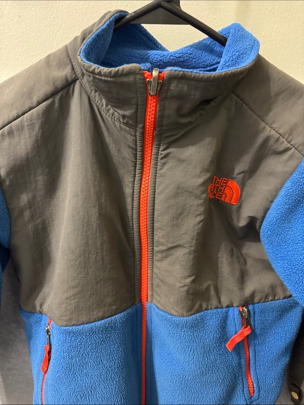 The North Face Blue & Gray Kids' Puffer Jacket with Orange Trim